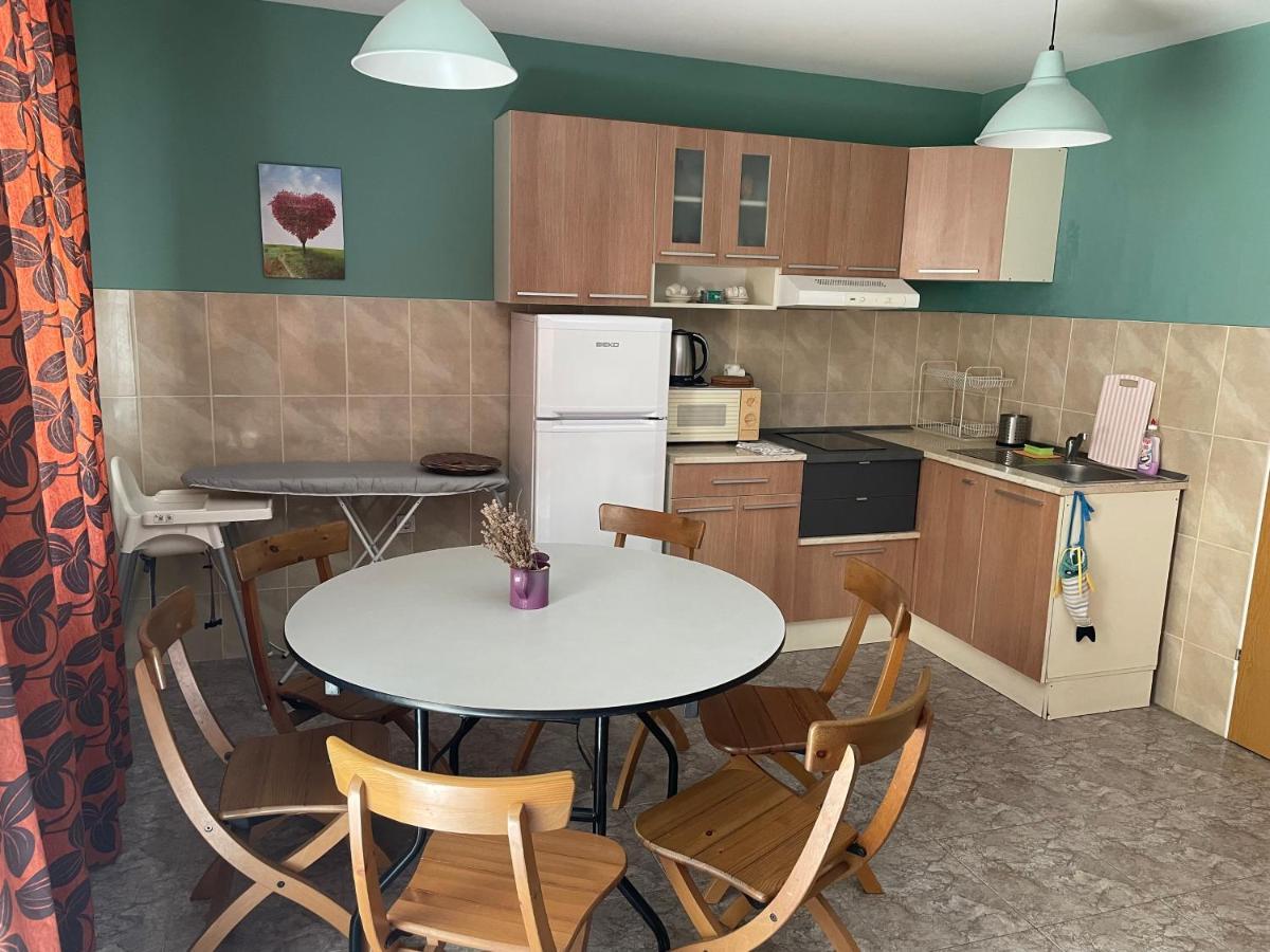 Comfort Apartment Поморіє Екстер'єр фото