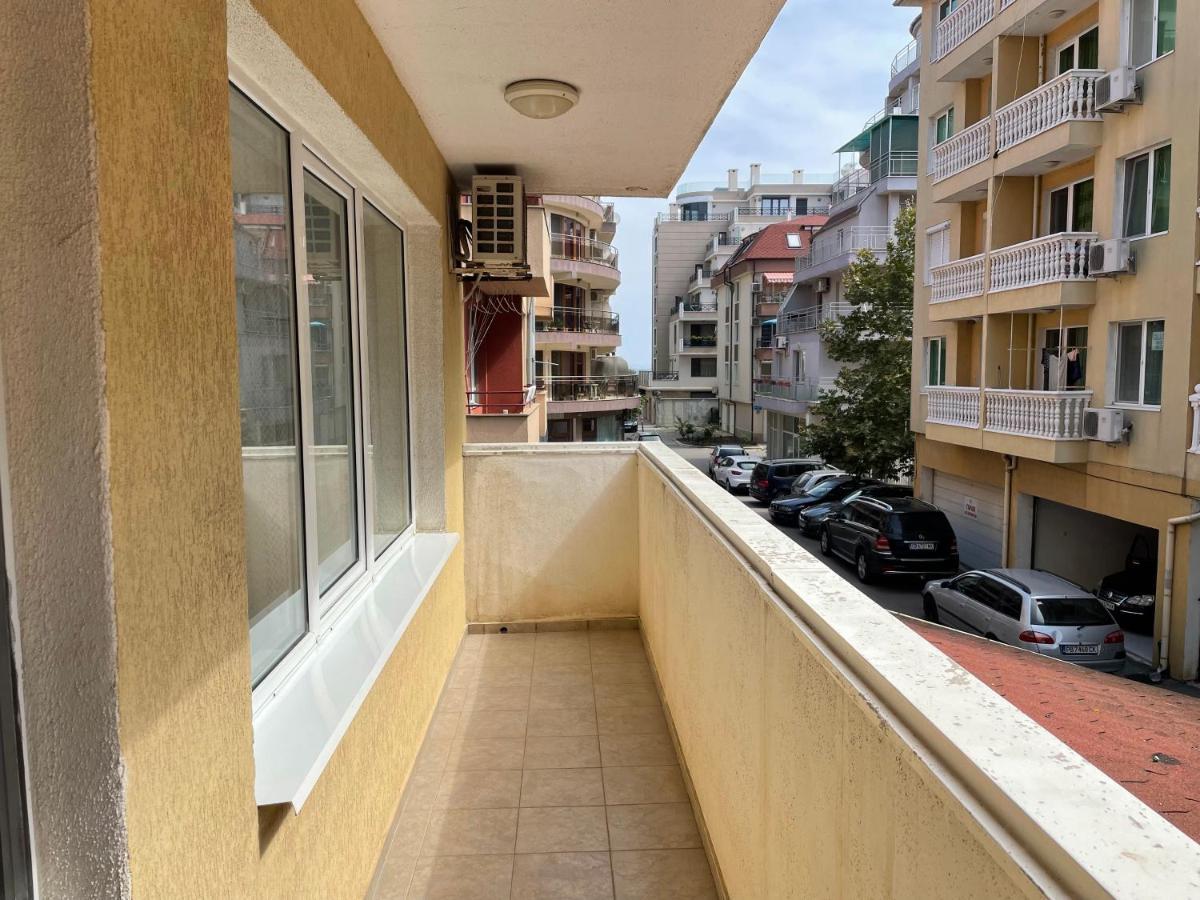 Comfort Apartment Поморіє Екстер'єр фото